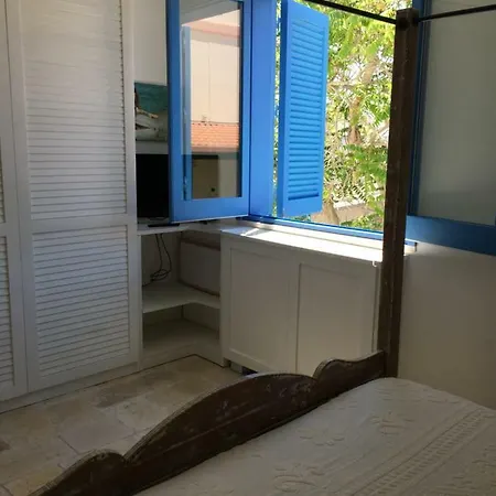 Siren Apartment